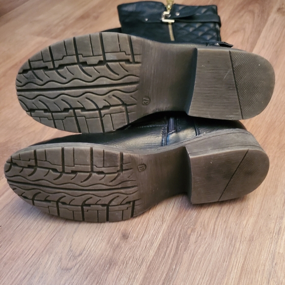 High black boots, size 7 - Picture 5 of 5